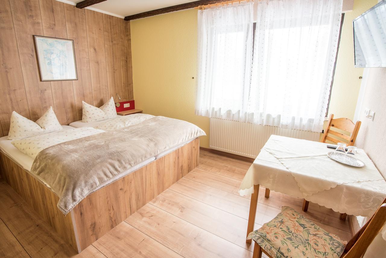 Hotel Schweizerhof Boebingen an der Rems ภายนอก รูปภาพ
