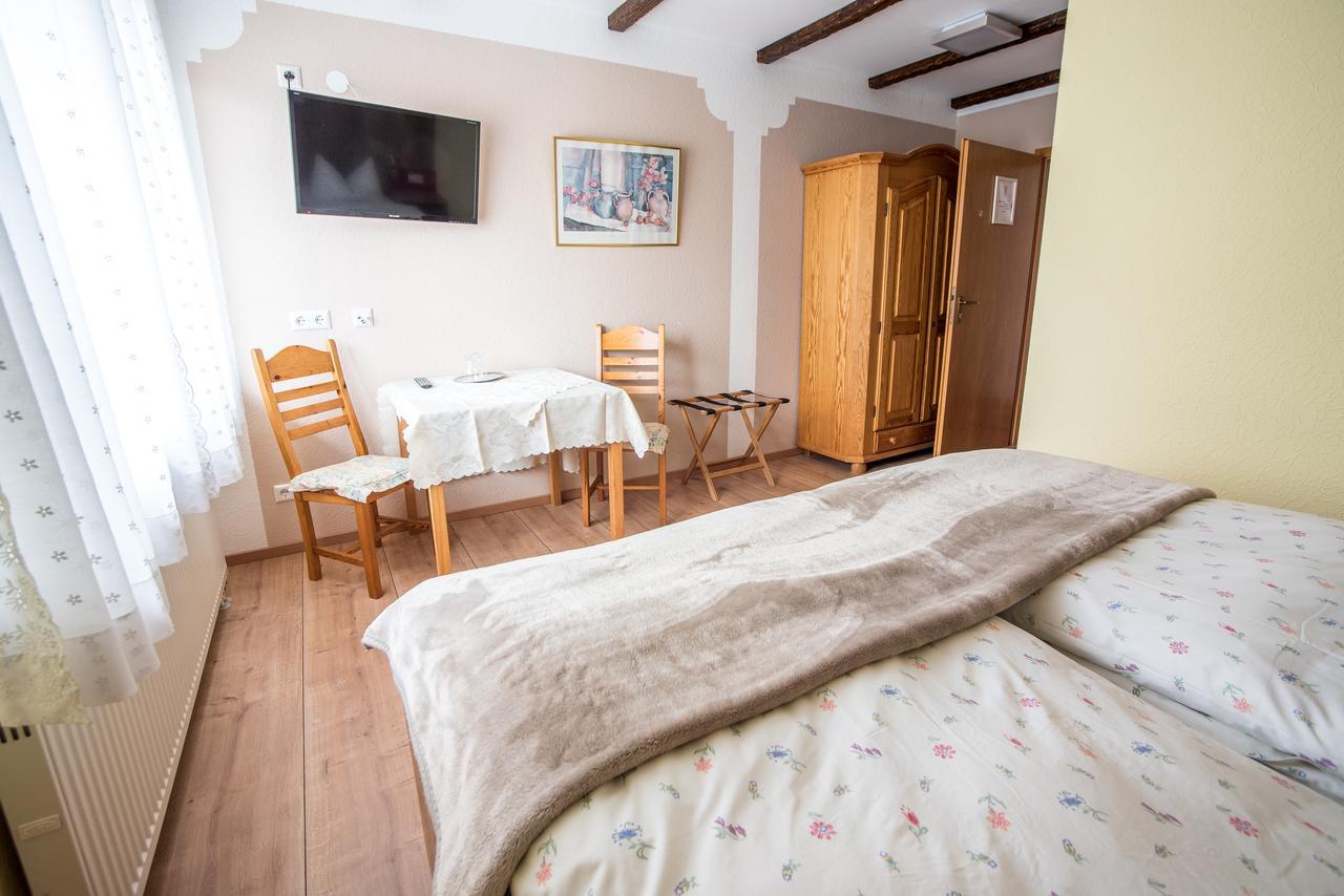 Hotel Schweizerhof Boebingen an der Rems ภายนอก รูปภาพ